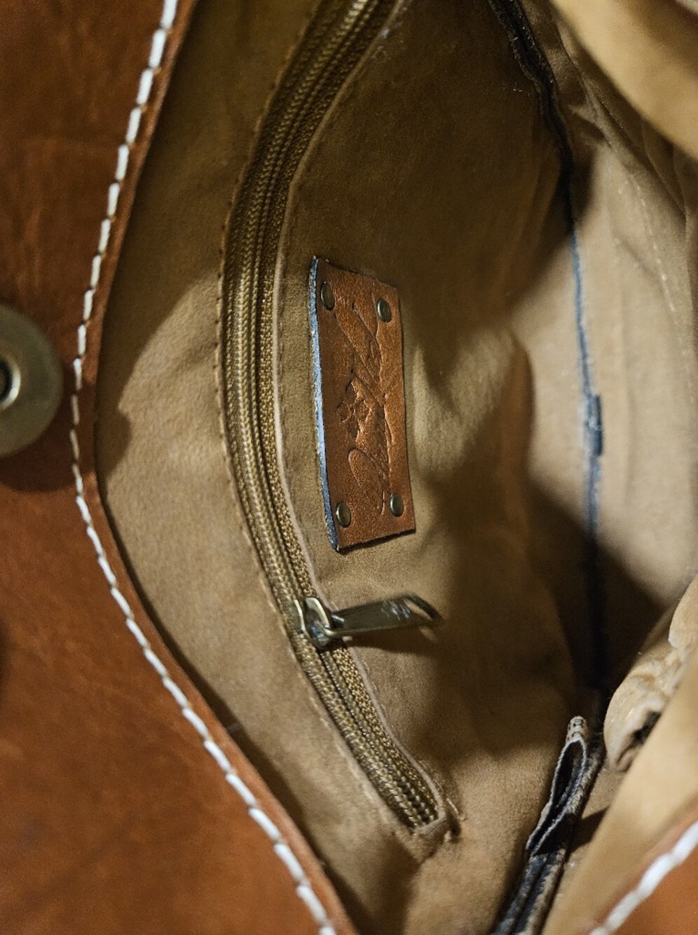 Patricia Nash Vintage Leather Messenger Bag - Picture 5 of 11